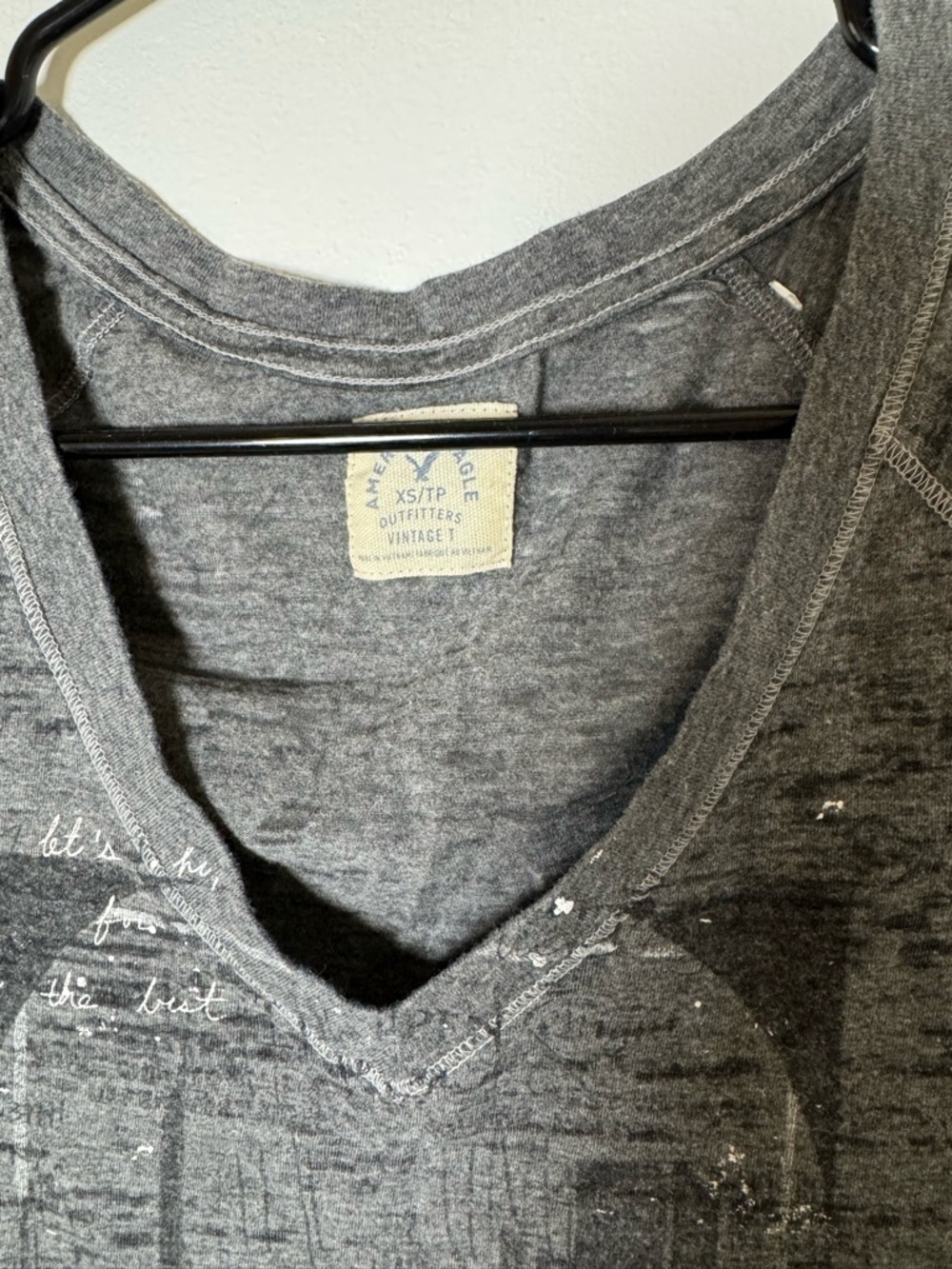 American Eagle Burnout V Neck Tee XS Gray Vintage Graphic Shirt - Picture 4 of 4